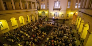 Holdfény Estek Budapest 2024. Koncertek, online jegyvásárlás