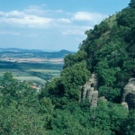 Szent György-hegyi kirándulóerdő és tanösvény, tanúhegy túrák a Balaton-felvidéken