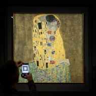 Klimt művészete: a Csók című festmény. Művészeti filmek a filmklub műsorán