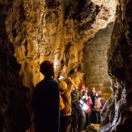 Esztáz-kői-barlang