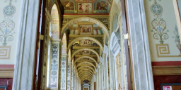 Az Ermitázs Múzeum és Szentpétervár. A művészet ereje, feliratos olasz ismeretterjesztő film