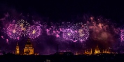 Augusztus 20 tűzijáték és büfévacsora a budapesti Continental Hotel tetőkertjén!