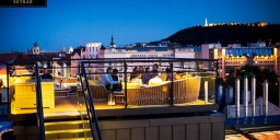 Exkluzív vacsora Budapesten a város felett, várjuk a High Note SkyBar panoráma teraszain