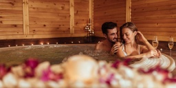 Szilveszteri fürdőzés, romantikus óévbúcsúztató wellness Mosonmagyaróváron, a Szigetköz szívében