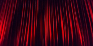 Vígszínház előadások 2024. Műsor és online jegyvásárlás