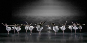 Balett előadás Budapest Margitszigeti Szabadtéri Színpad 2024 - A HATTYÚK TAVA