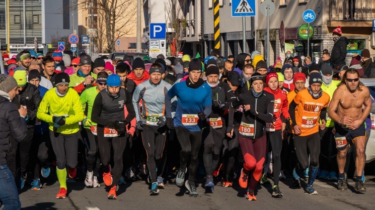Karácsonyi Rohanás futóverseny 2024 Győr. XXVIII. Horn Karácsonyi Rohanás