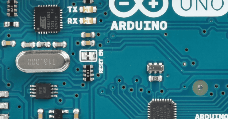 Robotika programozás és elektronika Arduino Uno mikrovezérlővel Ózdon