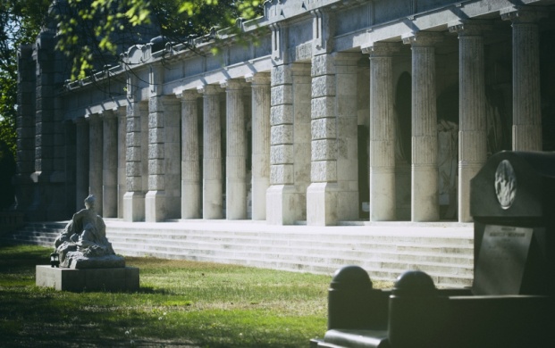 Nemzeti Sírkert látogatás a Fiumei úti temetőben