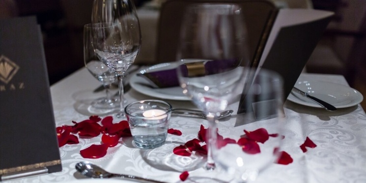 Valentin-napi vacsora Budapesten, exkluzív romantikus vacsora az ARAZ Étteremben