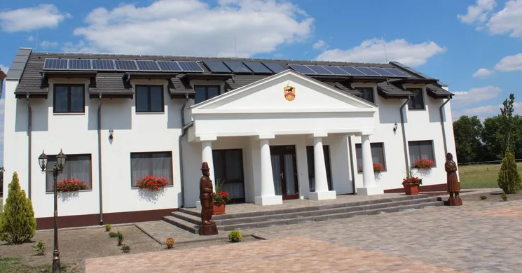 Biczó Csárda & Lovaspanzió Fülöpszállás