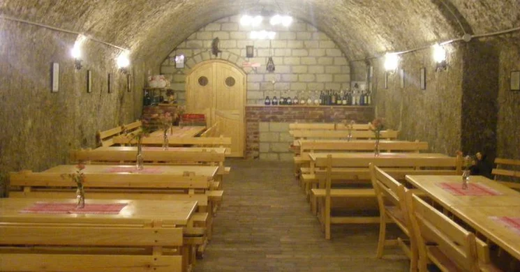 Farsang Pincészet Eger