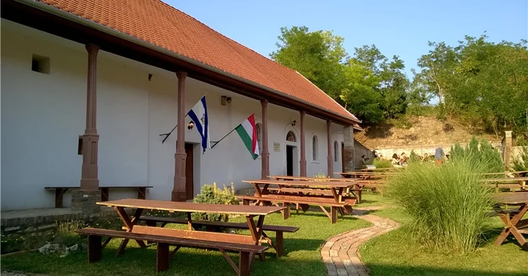 Koffán Galéria Geresdlak