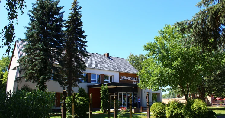 Művelődési Ház Nádasd