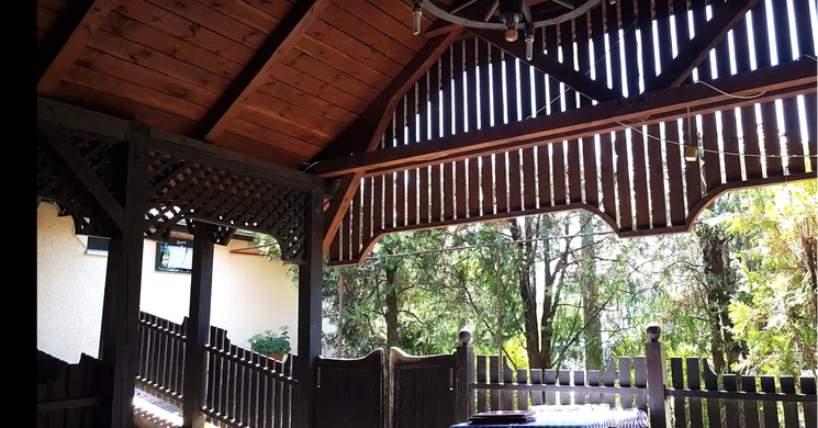 Peti Csárda és Gabi Panzió Zagyvarékás