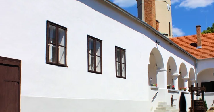 Helytörténeti Gyűjtemény és Bormúzeum Abaújszántó