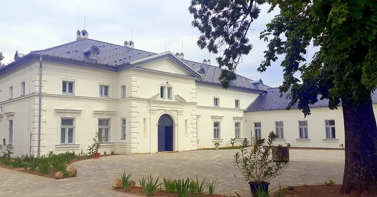 Szent András Kastély Bölcske