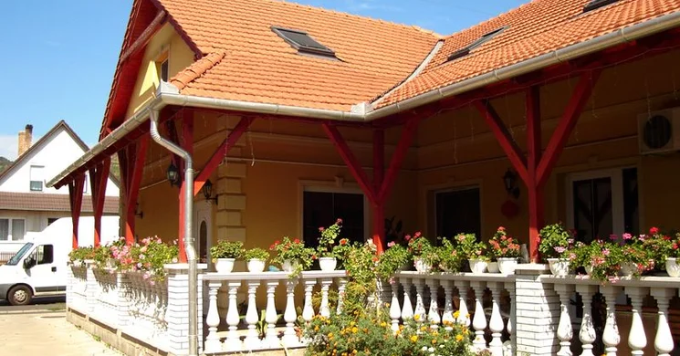 Szivárvány Vendégház Tokaj