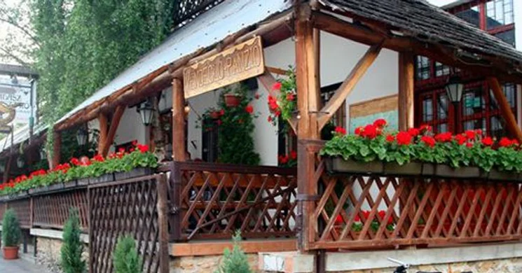 Vadász Étterem és Panzió Répáshuta