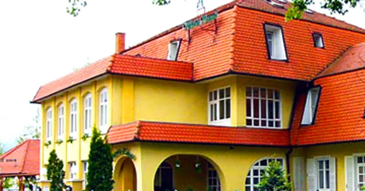 Viktória Panzió Étterem Balatonlelle