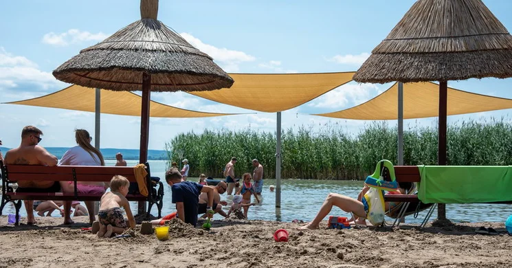 Ábrahámhegyi strand