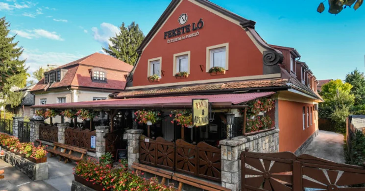 Fekete Ló Panzió Fogadó Eger