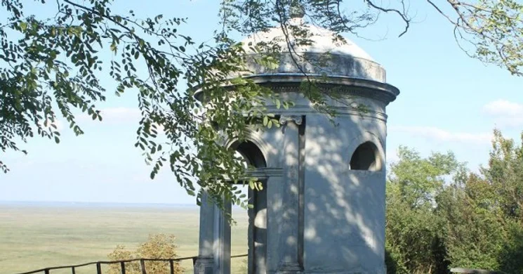 Gloriette-kilátó Fertőboz