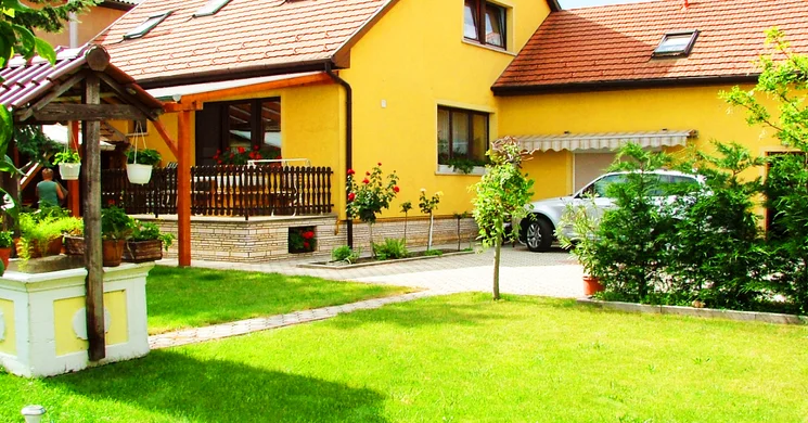 Nyikos Vendégház Fertőd