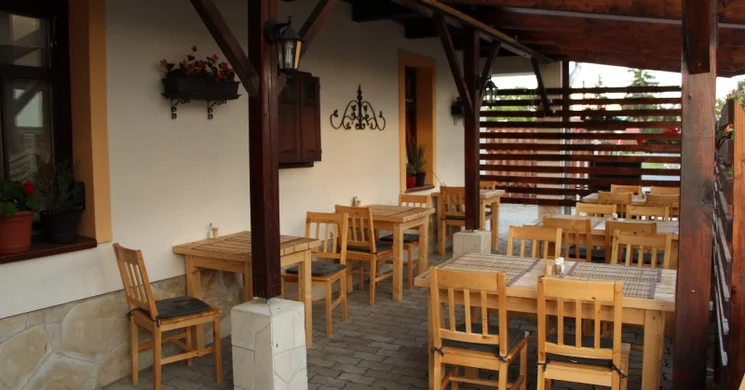 Napoli Ristorante & Pizzéria Felsőzsolca