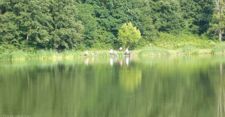 Töröcskei Horgásztó