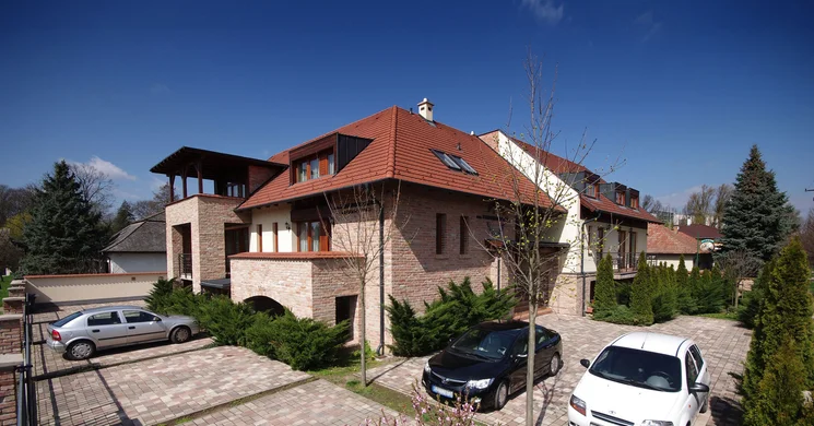 Várfürdő Panzió Apartmanház