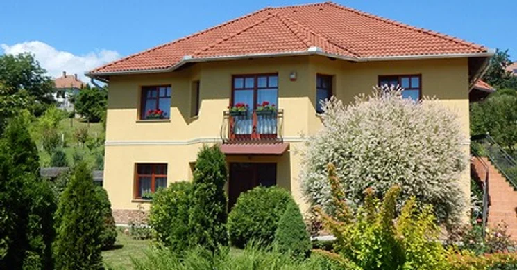 Völgy Apartmanház Eger