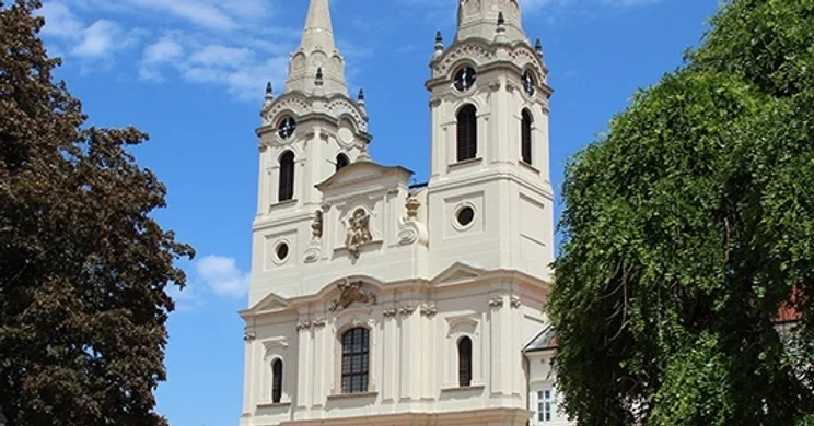 Zirci Ciszterci Apátság Látogatóközpont programok 2025