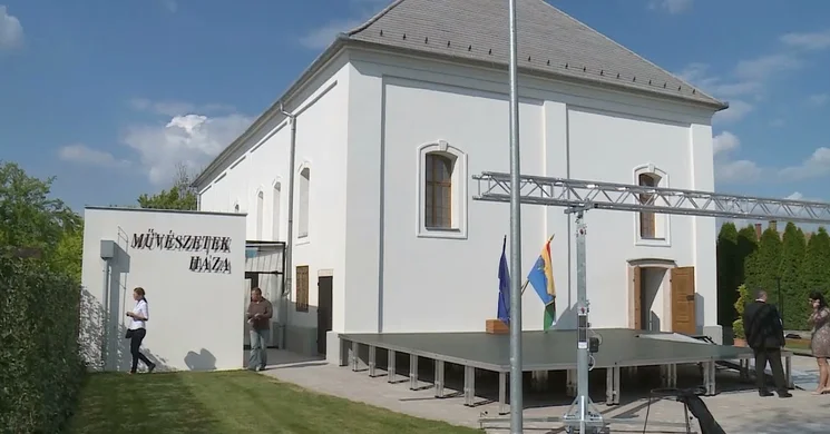 Művészetek Háza Albertirsa