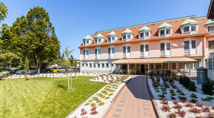 Tavaszi wellness kikapcsolódás Mosonmagyaróváron, várjuk együtt a tavaszt a Szigetköz szívében!