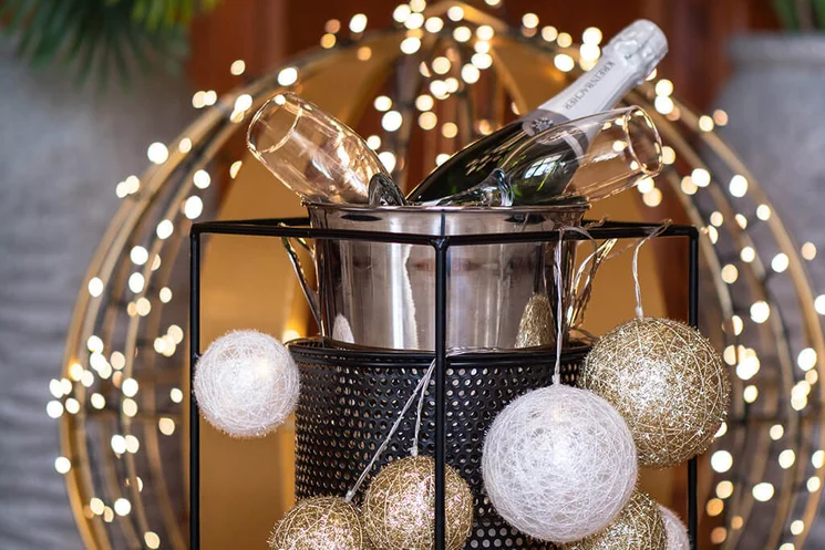 Szilveszterezzen a Balatonnál! Várjuk családjával és barátaival Balatonfüreden, az Astoria Hotelben