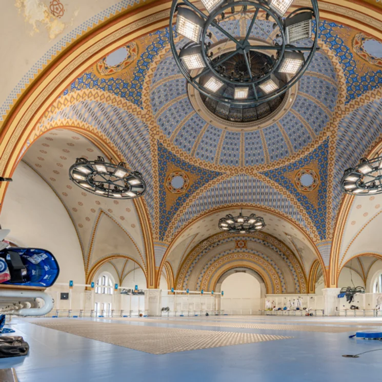 Pesti zsidónegyed városnéző séta Angyalföldön - Zsinagógából vívóterem