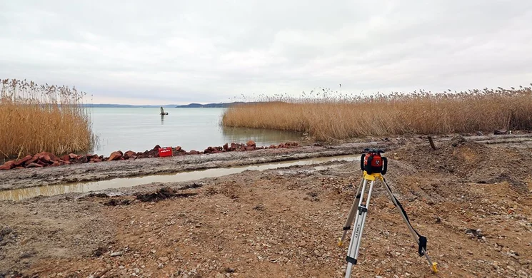 Új, nyitott partszakasszal bővül a város