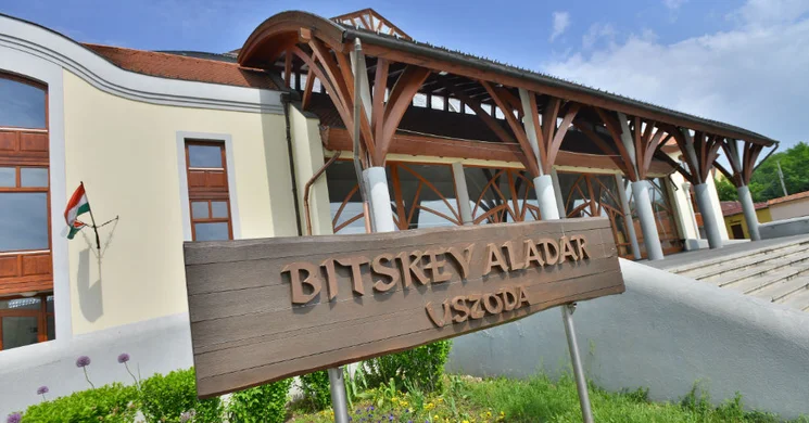 Bitskey Aladár Uszoda