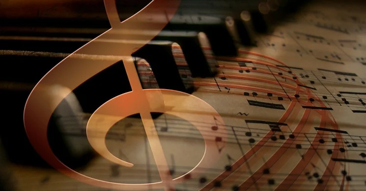 Szegedi kulturális programok 2025. Nyári színházi esték és Muzsikáló Udvar