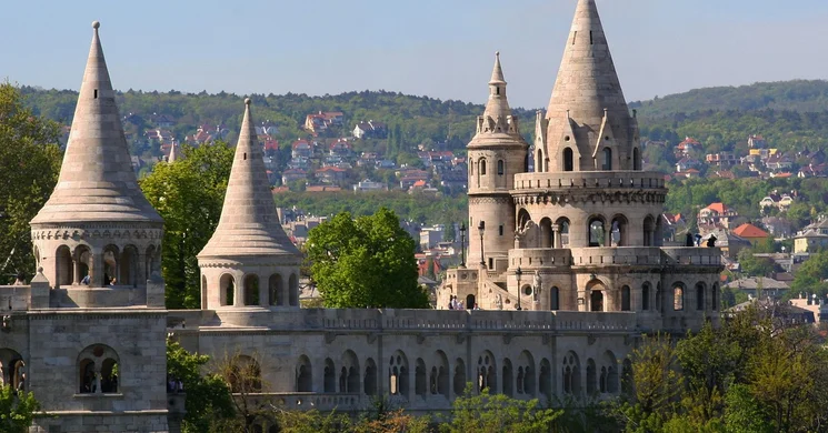 Halászbástya látogatás Budapest 2025. Várjuk a Budai Várnegyedben