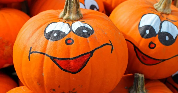 Halloween Cserkeszőlő 2025. Halloweeni tökfaragás - ingyenes program a fürdőben