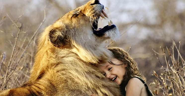 Július 1. szombat. Az ölelés napja