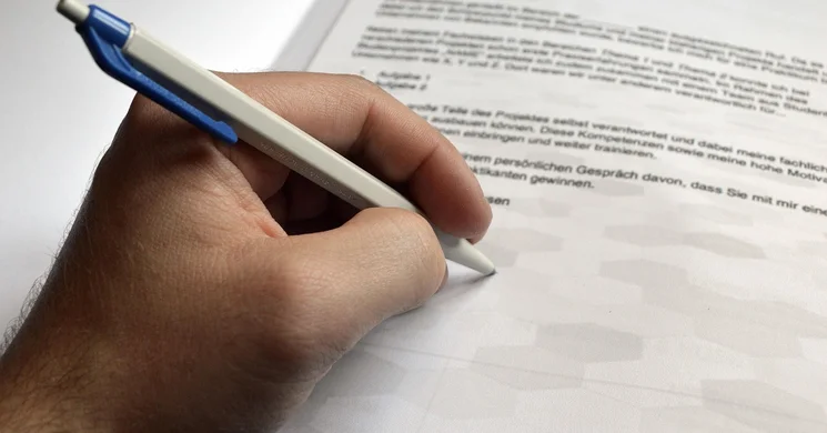 Augusztus 13. A balkezesek világnapja