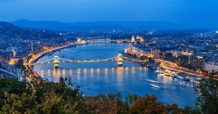 Zene éjszakája koncertek 2025. Bulik klasszikus zenére a Budapest Fesztiválzenekarral