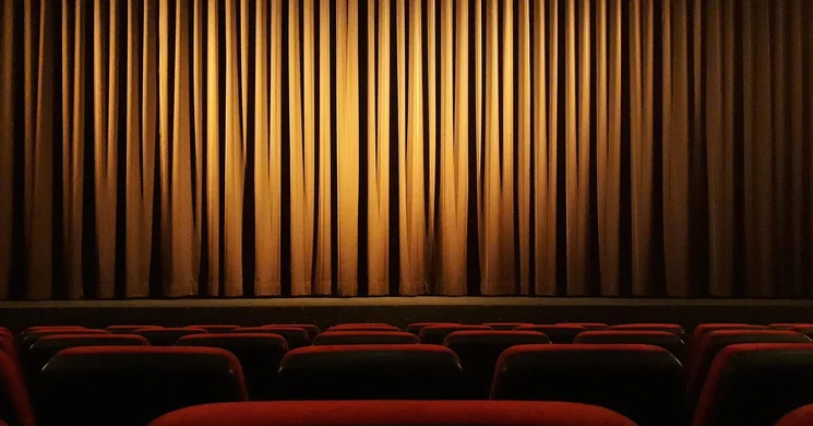 Kossuth Filmszínház Mohács 2025. Kossuth Teátrum előadások, online jegyvásárlás