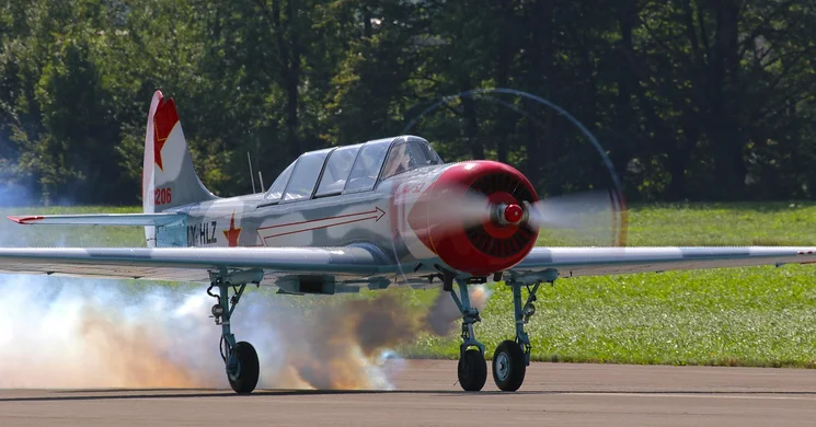 Legendák a Levegőben 2026 - bemutatók, sétarepülés, élményrepülés, földi programok