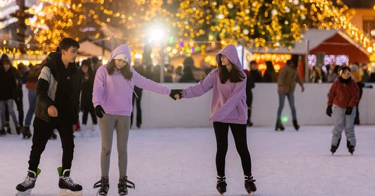 Adventi korcsolyapálya Debrecen 2025