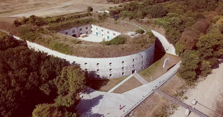 Dunai Bástya kiállítások Komáromban, a dunai hajózás története és a duna-menti mesterségek