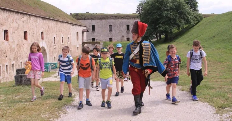 Osztálykirándulás Komáromba, általános és középiskolásoknak a Monostori Erődbe